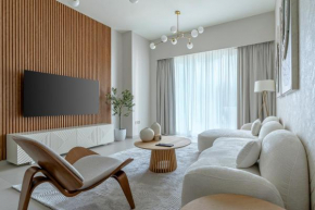 Nasma - Sky-High Chic Luxe 1-BR in Downtown Dubai